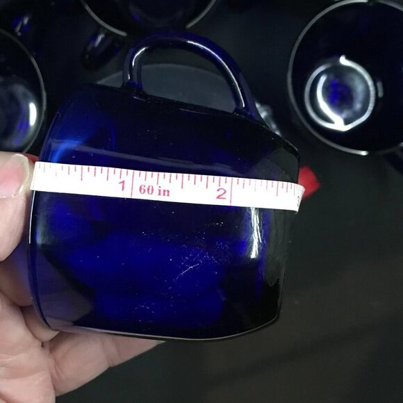 NEW Vintage VMC France set of 6 cups and saucers in box, cobalt blue glass - Picture 5 of 14